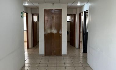 Oficina en Venta en Pueblo Nuevo, impecable