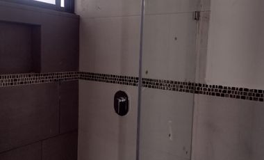 CASA EN VENTA NUEVA, EN LA FLORIDA, SAN LUIS POTOSI, JARDIN, SEGURIDAD, TRANQUILIDAD.