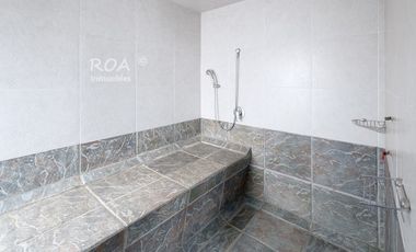 Puerta de Hierro: Residencia Moderna Excepcional - 5 Recamaras - English Spoken