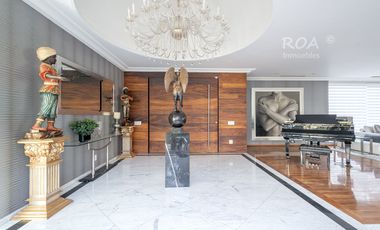 Puerta de Hierro: Residencia Moderna Excepcional - 5 Recamaras - English Spoken