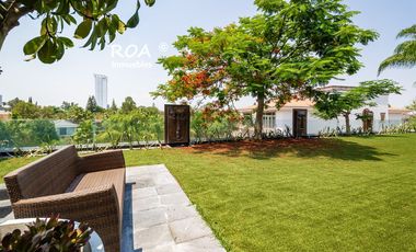 Puerta de Hierro: Residencia Moderna Excepcional - 5 Recamaras - English Spoken