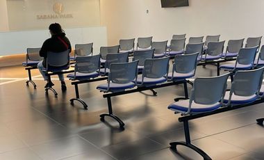 ESPECTACULAR CONSULTORIO EN SABANA PARK