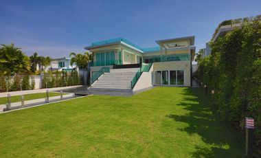 New Built Designer Villa in Pattaya