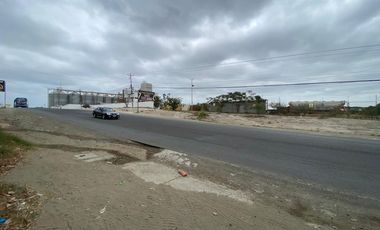 bodega industrial de venta vía Manta Montecristi