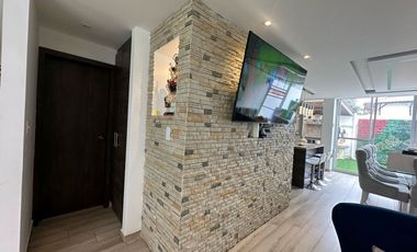 HERMOSA CASA DE VENTA POR HILACRIL PLAZA TUMBACO!