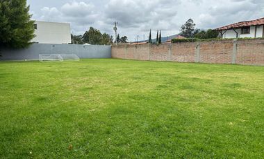 HERMOSA CASA DE VENTA POR HILACRIL PLAZA TUMBACO!