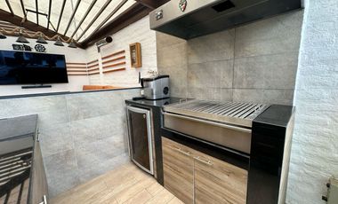 HERMOSA CASA DE VENTA POR HILACRIL PLAZA TUMBACO!