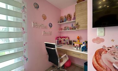 HERMOSA CASA DE VENTA POR HILACRIL PLAZA TUMBACO!