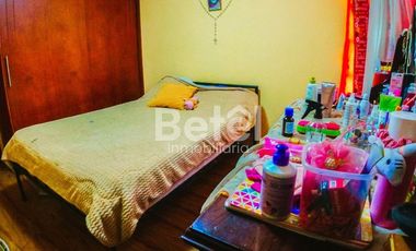 Casa en Venta - Ricaurte en avenida principal