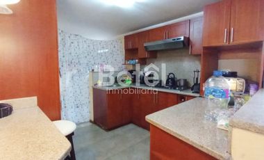 Casa en Venta - Ricaurte en avenida principal