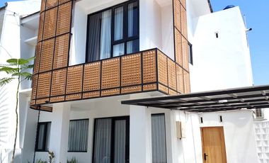 Rumah Industrial Lingkungan Perumahan dekat Jalan Parangtritis