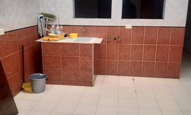 ¡OPORTUNIDAD UNICA!SE VENDE EXCELENTE CASA CERCA ESCUELA MILITAR JOSE MARIA CORDOBA