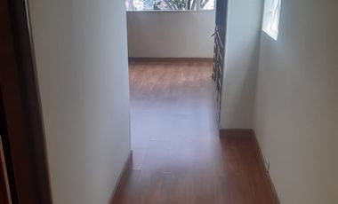 ¡OPORTUNIDAD UNICA!SE VENDE EXCELENTE CASA CERCA ESCUELA MILITAR JOSE MARIA CORDOBA