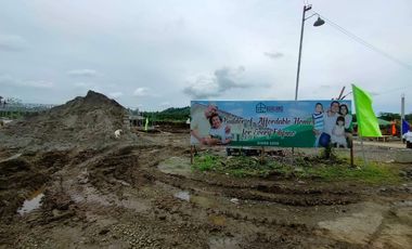 2-bedroom Townhouse House and Lot for sale in Alaminos Laguna