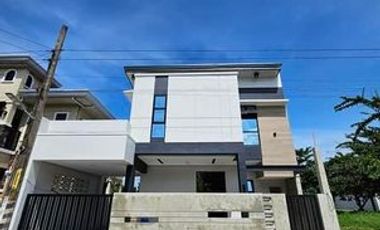 4BR House and Lot  For Sale in   San Fernando Pampanga