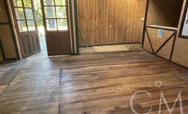 Propiedad comercial a pasos del centro de Mariquina
