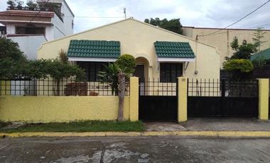 2BR House For Rent at Las Pinas