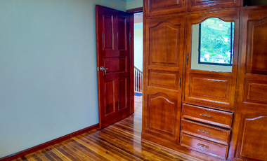 Casa con terreno de venta en Paute, Sector Parroquia Dug Dug