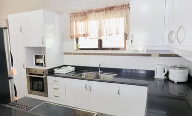 Bungalow House for Rent in Totolan, Dauis, Bohol