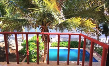 SOBRE LA PLAYA Casa y terreno en Puerto Morelos