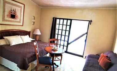 SOBRE LA PLAYA Casa y terreno en Puerto Morelos
