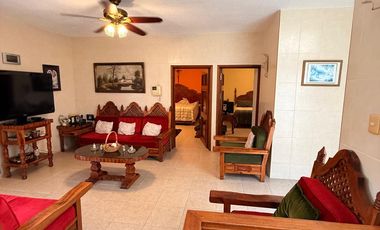 Casa en venta cerca al acuario de Veracruz, Oportunidad a dos calles del mar