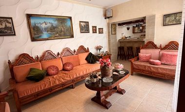 Casa en venta cerca al acuario de Veracruz, Oportunidad a dos calles del mar