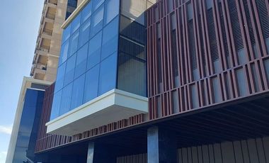 For Sale Studio Unit in Mandani Bay Suites Phase 1, Tower2