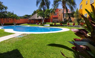 CASA EN VENTA VILLAS DEL SEMINARIO ALBERCA CLIMATIZADA TEZOYUCA