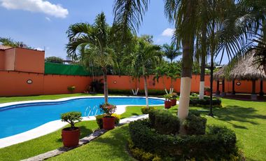 CASA EN VENTA VILLAS DEL SEMINARIO ALBERCA CLIMATIZADA TEZOYUCA