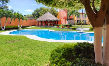 CASA EN VENTA VILLAS DEL SEMINARIO ALBERCA CLIMATIZADA TEZOYUCA