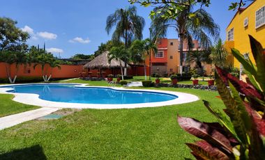 CASA EN VENTA VILLAS DEL SEMINARIO ALBERCA CLIMATIZADA TEZOYUCA