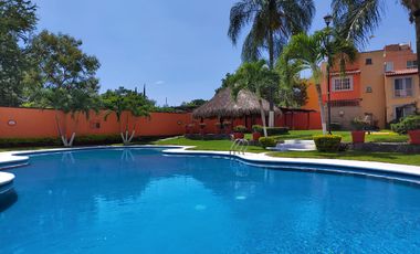 CASA EN VENTA VILLAS DEL SEMINARIO ALBERCA CLIMATIZADA TEZOYUCA