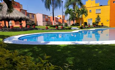 CASA EN VENTA VILLAS DEL SEMINARIO ALBERCA CLIMATIZADA TEZOYUCA