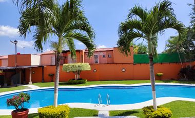 CASA EN VENTA VILLAS DEL SEMINARIO ALBERCA CLIMATIZADA TEZOYUCA