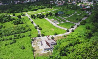 PREMIUM HOUSE&LOT IN ALAMINOS LAGUNA - PARCO ROYALE - GAVINA MODEL(COMPLETE FINISHED TURN OVER)