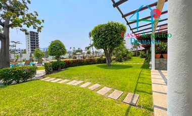 Casa en condominio con club de playa y cancha de tenis. Terraza con salida a la alberca del cúster