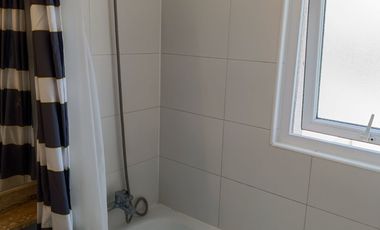 Depto. 2D-2B-Av. Independencia/Bezanilla- Metro Hospitales (con Bodega).