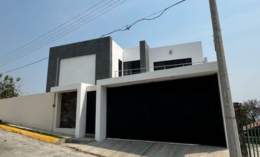 Estrena Espectacular Casa en Bellohorizonte. Burgos