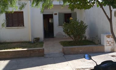 VENTA CASA 3 dormitorios en DEAN FUNES