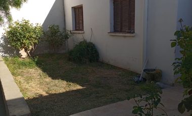 VENTA CASA 3 dormitorios en DEAN FUNES