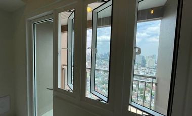 1BR Condo Unit  For Lease at Madison Parkwest, BGC, Taguig