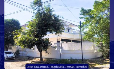 Rumah Furnished Hook Area Kutai Indragairi Wonokromo Tengah Kota Surabaya dekat Raya Darmo Terawat