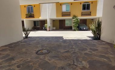Casa Venta Como Nueva! Oportunidad de Lujo Cerca de TODO Zapopan Jalisco
