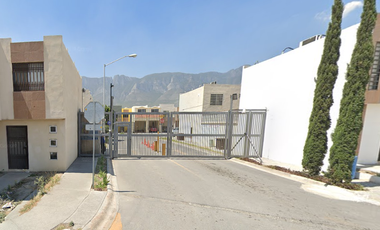 SF-  CASA EN VENTA EN BOSQUES DE LA HUASTECA