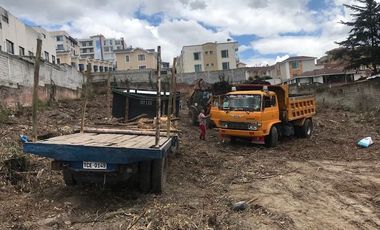 Venta Terreno,Urbanización Santa Lucia, Excelente Para Constructores