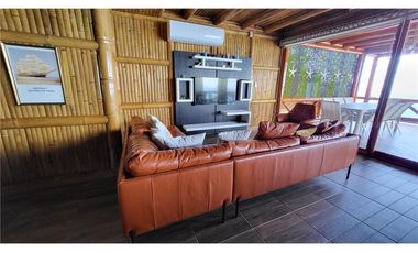 Casa Con Vista Al Mar De Venta En Manta Zona Sur