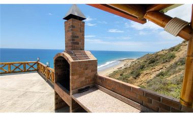 Casa Con Vista Al Mar De Venta En Manta Zona Sur
