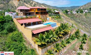 Casa Con Vista Al Mar De Venta En Manta Zona Sur