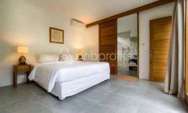 Exclusive Beachside Leasehold Villa: Prime Location in Seminyak’s Vibrant Core